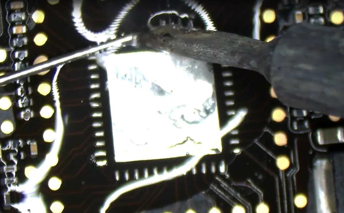Riparazioni schede madri Mac Macbook saldature microsaldature